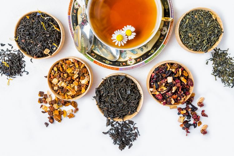 Různé druhy sypaného čaje