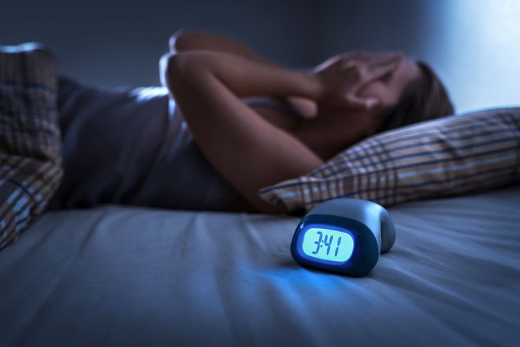 Melatonin proti nespavosti – účinky, přírodní zdroje, zkušenosti