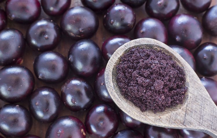 Acai berry ve formě prášku