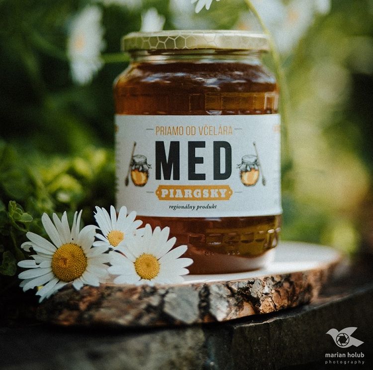Včelí med od regionálního včelaře