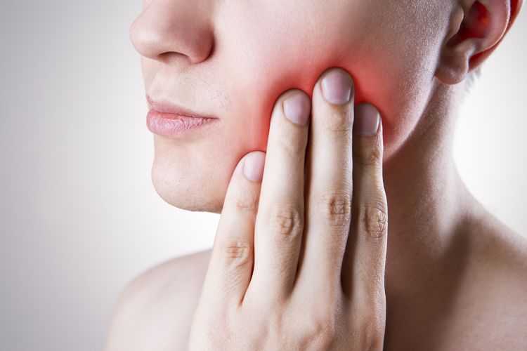 Bolest zubů při paradentóze