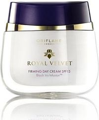 Oriflame Zpevňující denní krém SPF15 Royal Velvet 50ml